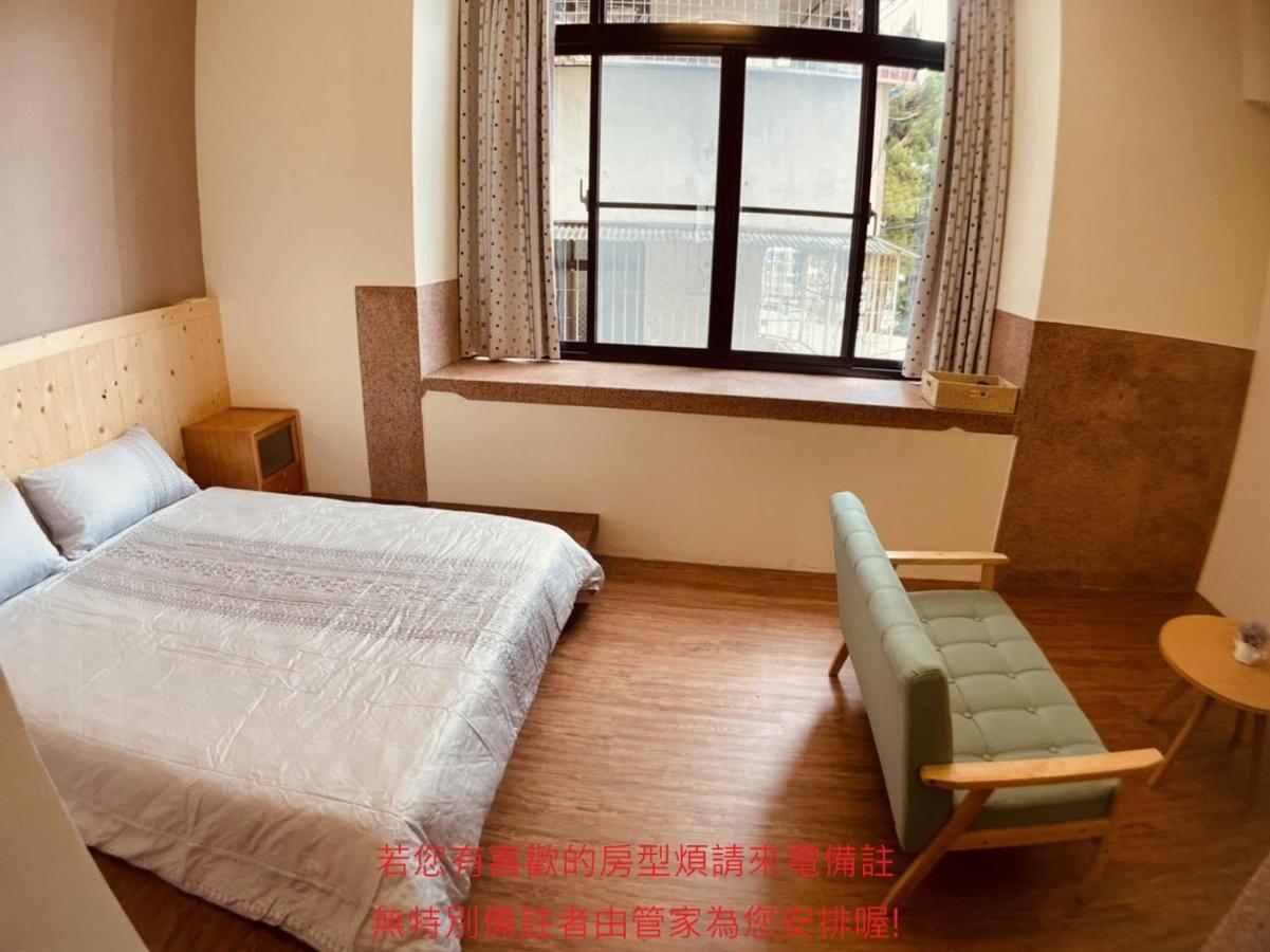 Green Only Homestay Tainan Exterior photo